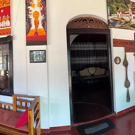 Lake Classical Guest House Kandy Eksteriør bilde