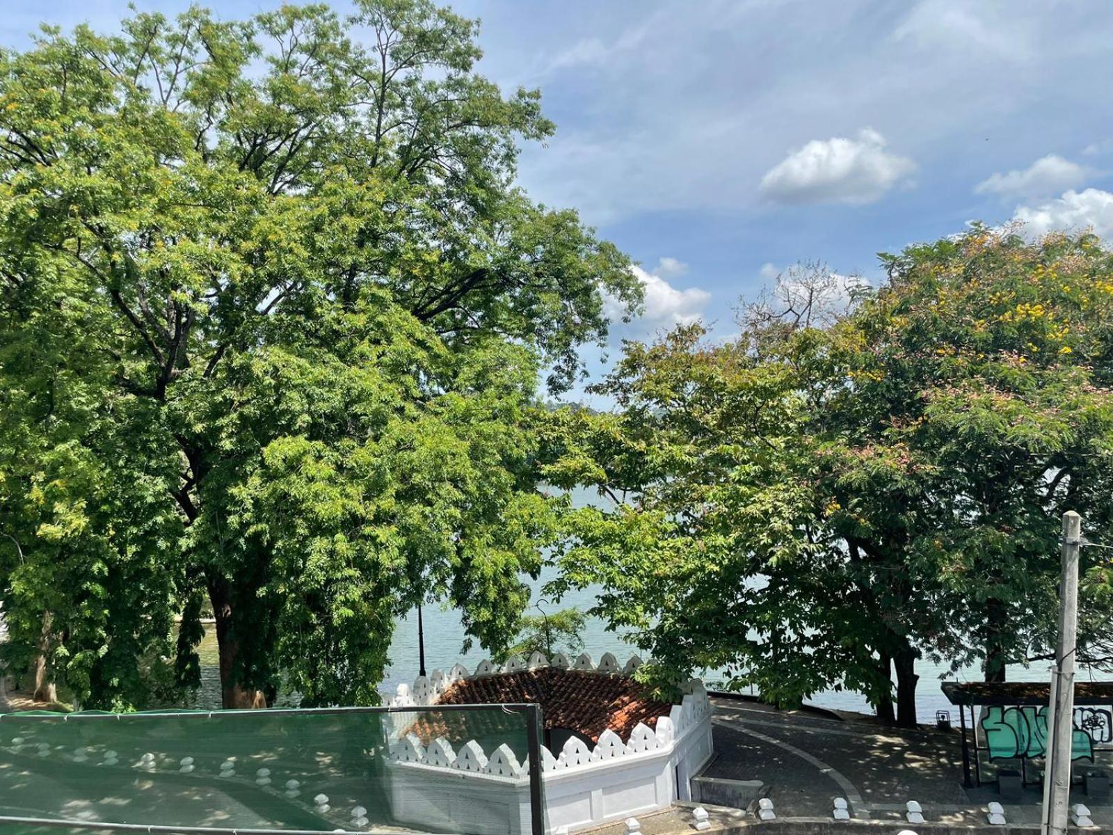 Lake Classical Guest House Kandy Eksteriør bilde