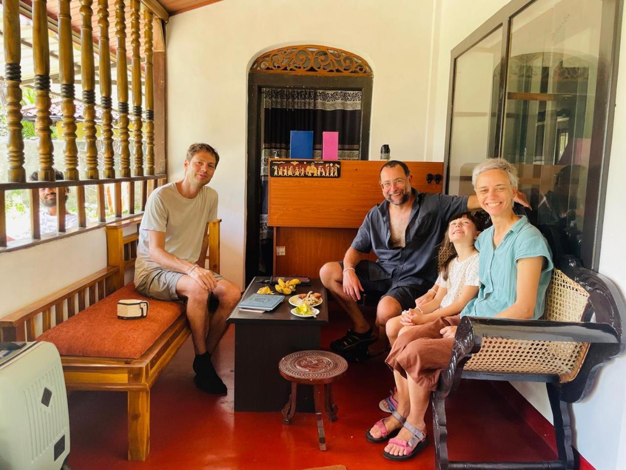 Lake Classical Guest House Kandy Eksteriør bilde